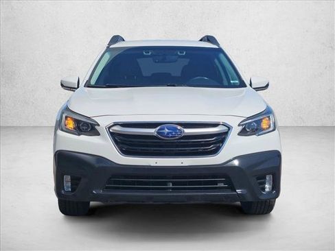 Used 2021 Subaru Outback Premium AWD/4WD image 3
