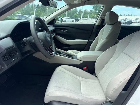 Certified 2026 Honda Accord LX image 13
