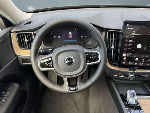 New 2026 Volvo XC60 B5 Core w/ Climate Package AWD/4WD image 26