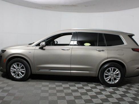 Used 2022 Cadillac XT6 Luxury image 4