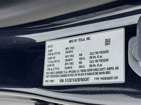 Used 2025 Tesla Model 3 Long Range image 33