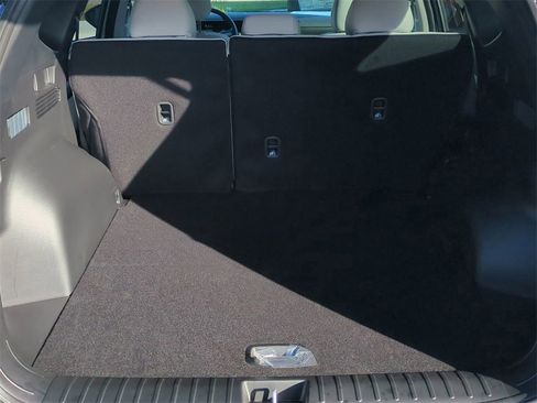 New 2026 Hyundai Tucson SE image 14