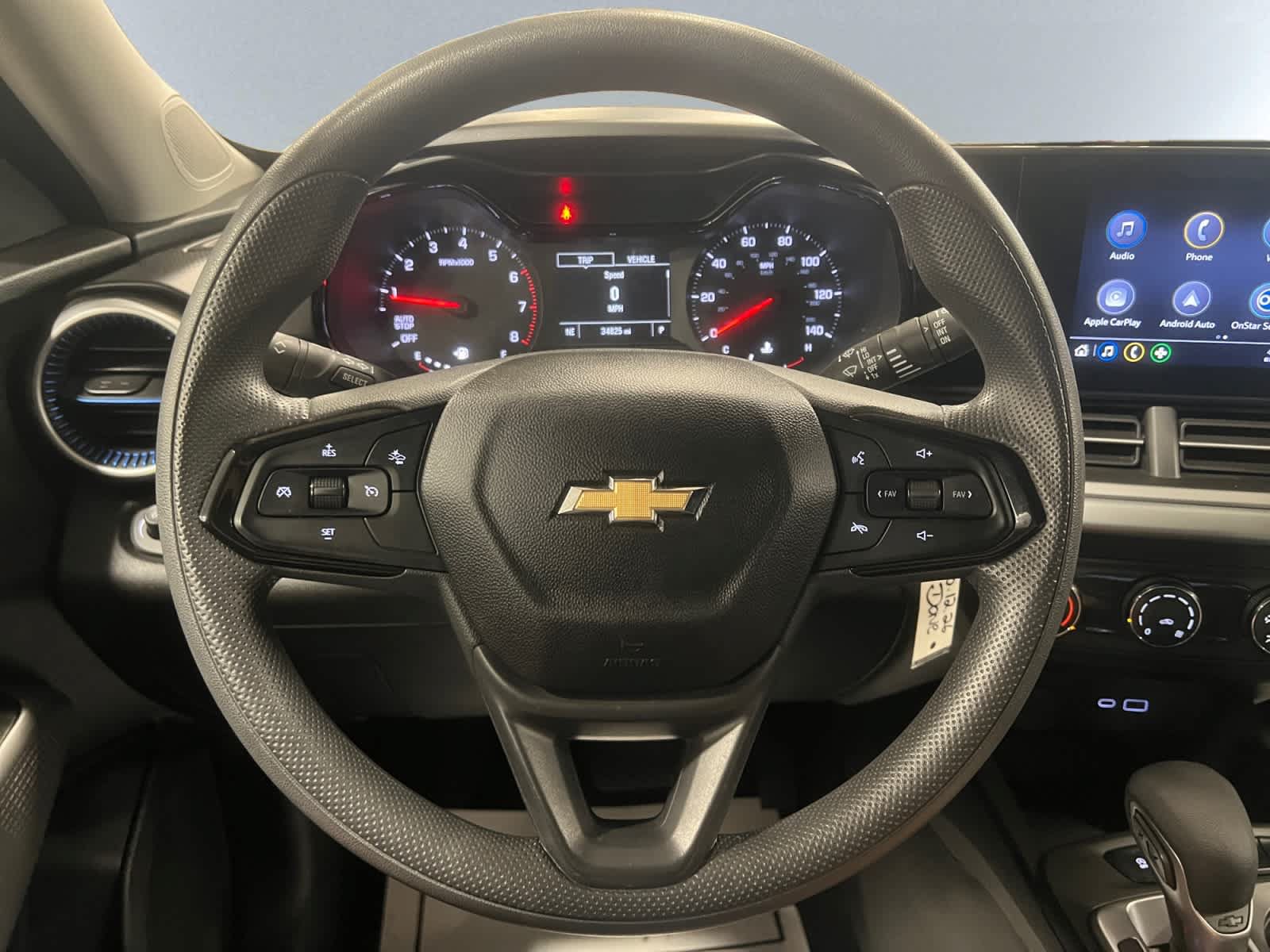 Used 2024 Chevrolet Trax LS FWD image 17