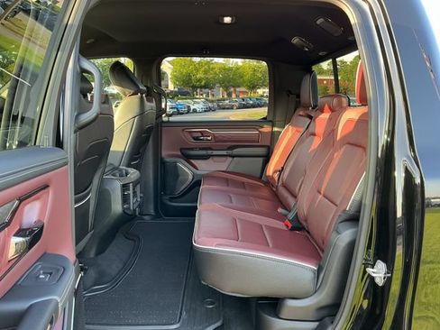 Used 2025 RAM 1500 Limited AWD/4WD image 23