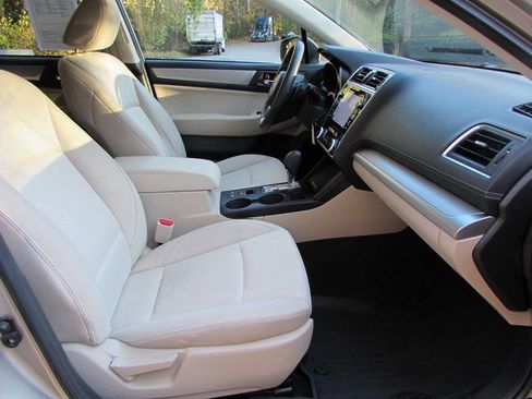 Used 2019 Subaru Outback 2.5i Premium w/ Popular Package #2 image 37