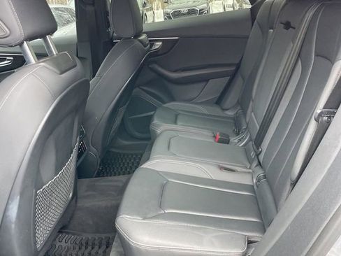 Used 2021 Audi Q8 Premium Plus w/ Premium Plus Package image 20