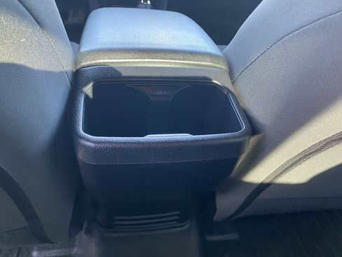 Used 2017 Toyota Tacoma TRD Off-Road image 35