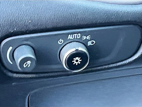 Used 2023 Chevrolet Malibu LT image 10