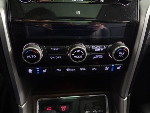 Used 2021 Subaru Ascent Touring image 15