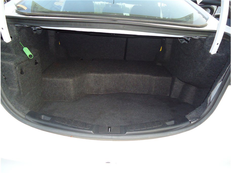 Used 2018 Ford Fusion SE FWD image 28