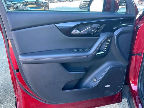 Used 2021 Chevrolet Blazer RS w/ Enhanced Convenience Package image 21