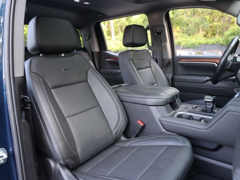 Used 2023 GMC Sierra 1500 Denali w/ Denali Reserve Package AWD/4WD image 44