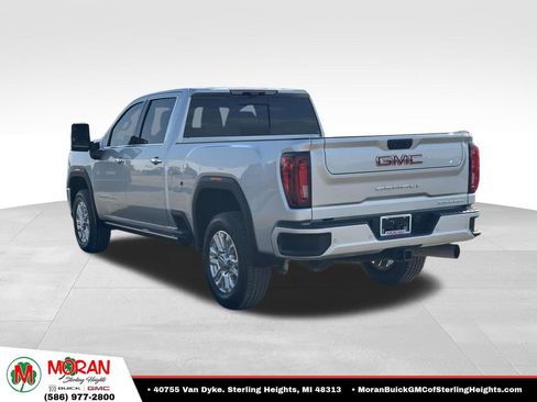 Certified 2021 GMC Sierra 2500 Denali w/ Denali Ultimate Package AWD/4WD image 3