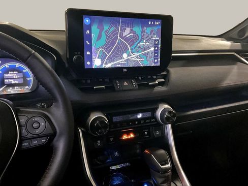 Used 2025 Toyota RAV4 XSE w/ Premium Package AWD/4WD image 9