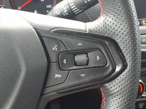 Used 2023 Chevrolet TrailBlazer RS FWD image 22