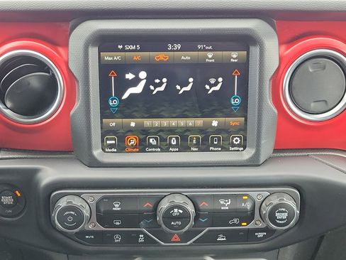 Used 2022 Jeep Gladiator Rubicon w/ Trailer Tow Package AWD/4WD image 27