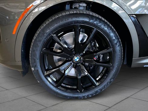 New 2026 BMW X7 xDrive40i w/ M Sport Package image 11
