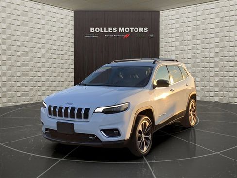 Certified 2022 Jeep Cherokee Limited w/ Elite Package image 12