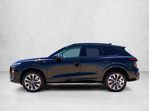 New 2026 Audi Q3 quattro 2.0T AWD/4WD image 8