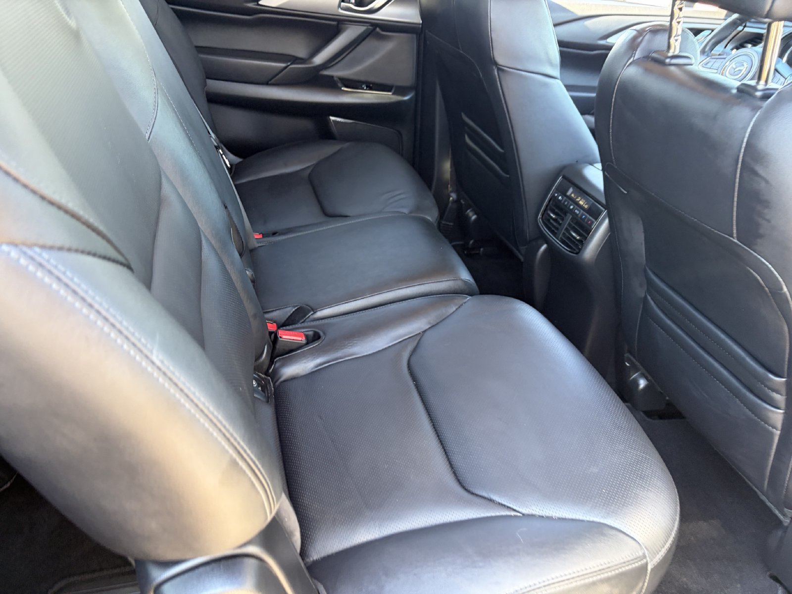 Used 2021 MAZDA CX-9 Touring w/ Touring Premium Package FWD image 16
