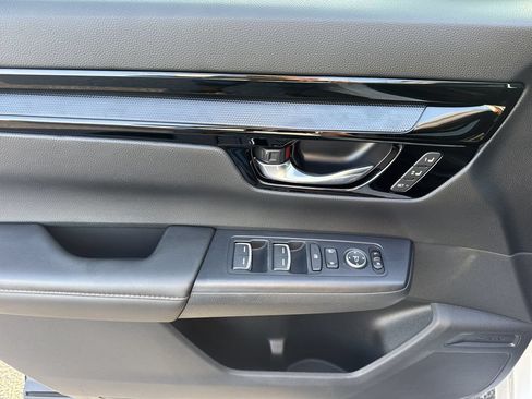 Used 2025 Honda CR-V Sport Touring image 10