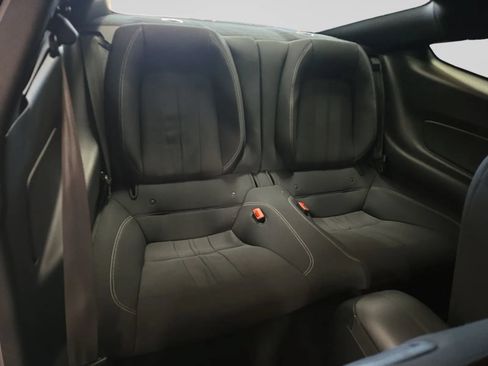 Used 2019 Ford Mustang Coupe RWD image 31