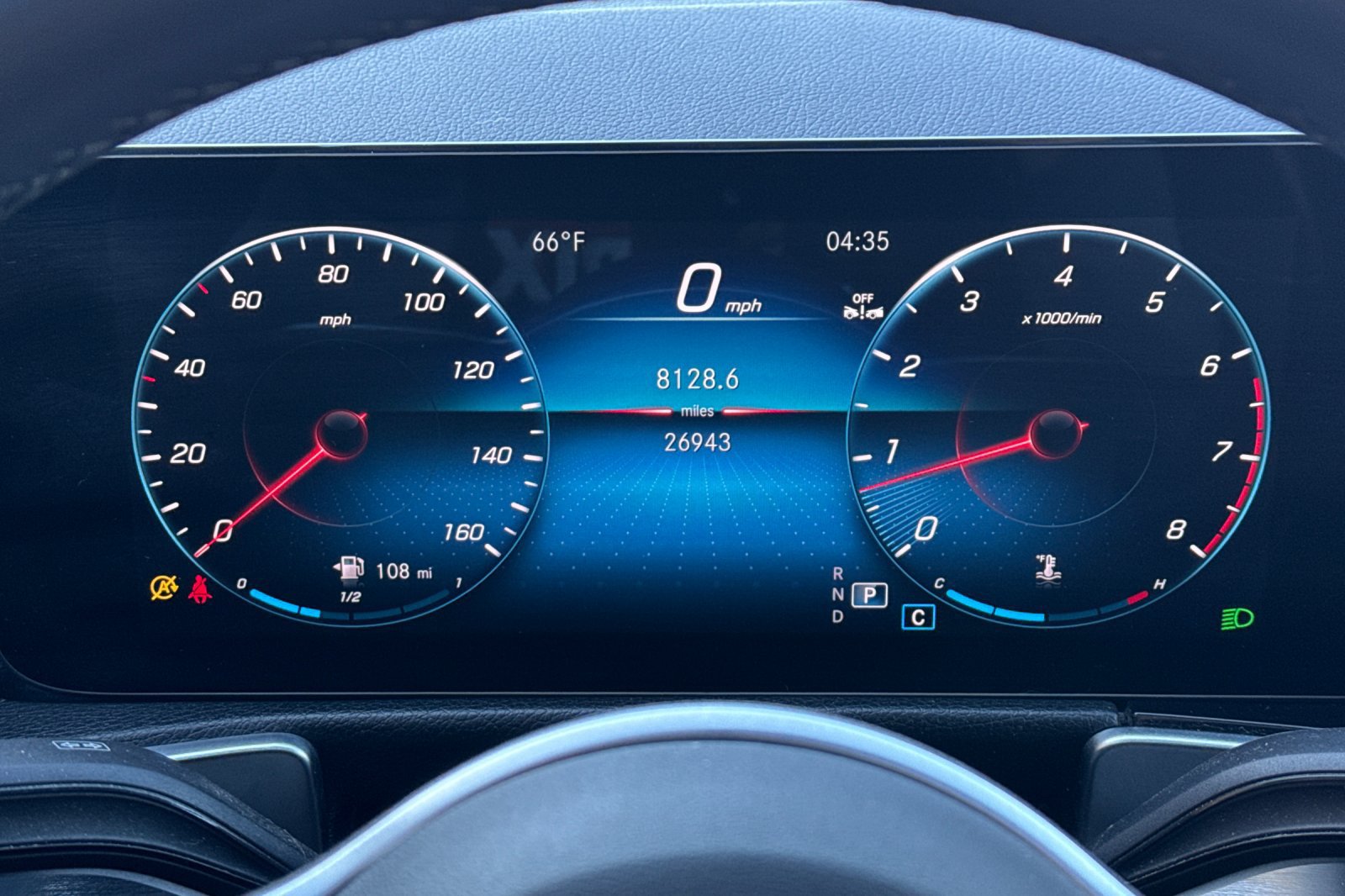 Used 2023 Mercedes-Benz GLB 250 4MATIC image 32