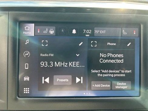 Used 2023 Chrysler Voyager LX FWD image 22