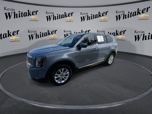 Used 2020 Kia Telluride LX image 4
