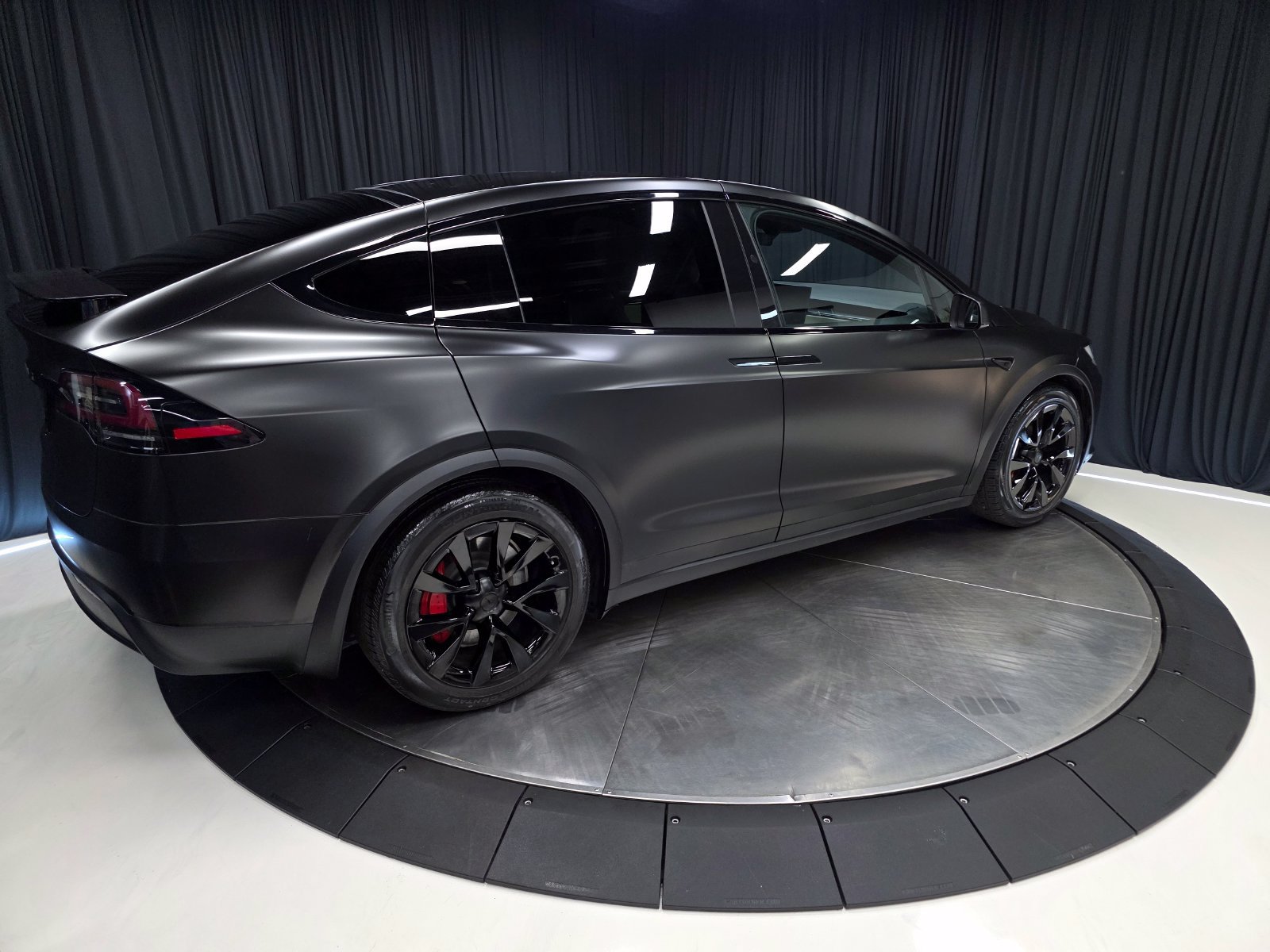 Used 2023 Tesla Model X Plaid AWD/4WD image 13