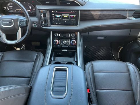 Used 2023 GMC Yukon Denali w/ Max Trailering Package AWD/4WD image 14