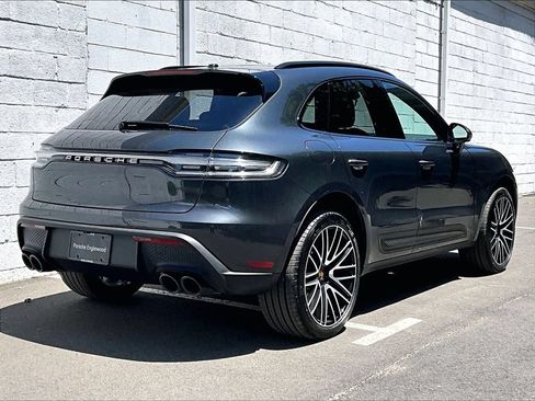 Certified 2026 Porsche Macan AWD/4WD image 17