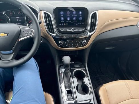 Used 2024 Chevrolet Equinox Premier w/ LPO, Floor Liner Package FWD image 37