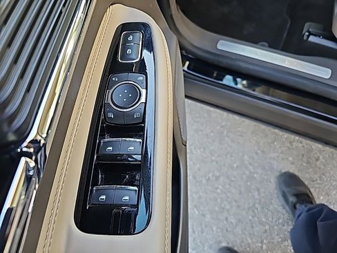 Used 2020 Lincoln Corsair FWD w/ Equipment Group 101A image 13