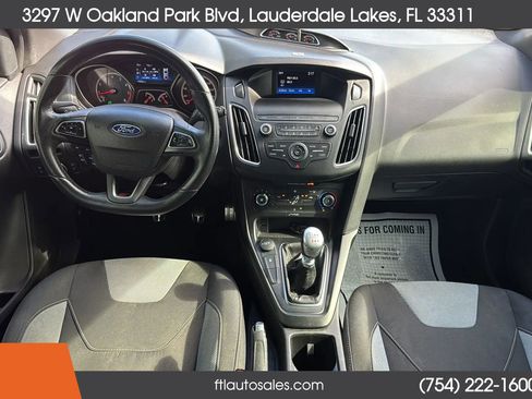 Used 2018 Ford Focus ST image 36