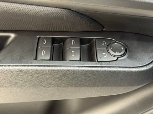 New 2026 Chevrolet Equinox EV LT image 27