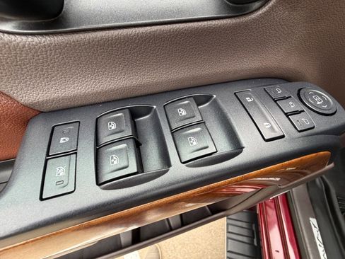 Used 2016 Chevrolet Silverado 2500 High Country w/ Duramax Plus Package AWD/4WD image 12