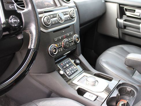 Used 2016 Land Rover LR4 HSE Silver Edition image 35