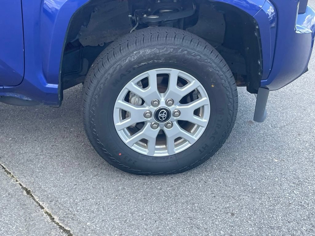 Used 2024 Toyota Tacoma SR5 RWD image 30