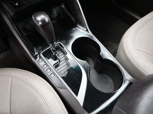 Used 2013 Hyundai Tucson GLS image 26