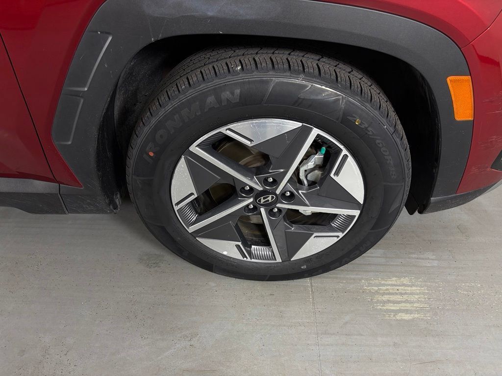 Used 2025 Hyundai Tucson SEL FWD image 9