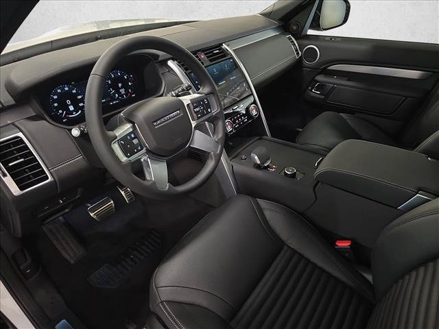 New 2026 Land Rover Discovery Dynamic SE AWD/4WD image 18