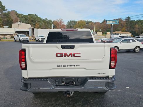Used 2023 GMC Sierra 1500 SLE image 4