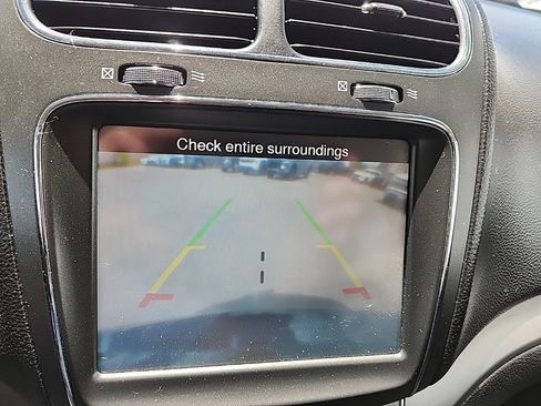 Used 2018 Dodge Journey Crossroad AWD/4WD image 19