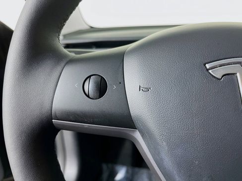 Used 2023 Tesla Model 3 Standard Range RWD image 14