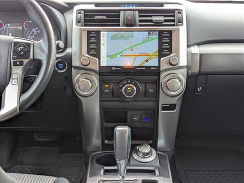 Used 2022 Toyota 4Runner SR5 AWD/4WD image 14