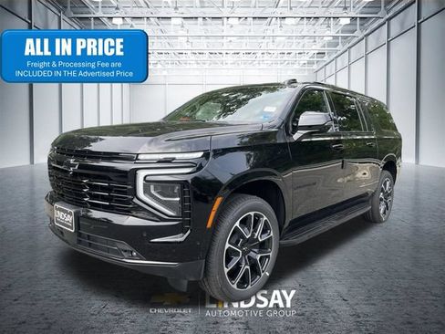 New 2026 Chevrolet Suburban RST w/ Comfort Package AWD/4WD image 1