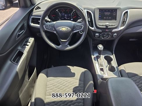 Used 2020 Chevrolet Equinox LT w/ LPO, Cargo Package FWD image 12