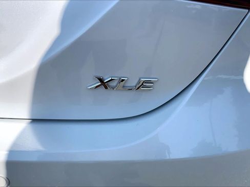 Used 2023 Toyota Camry XLE w/ Navigation Package FWD image 10