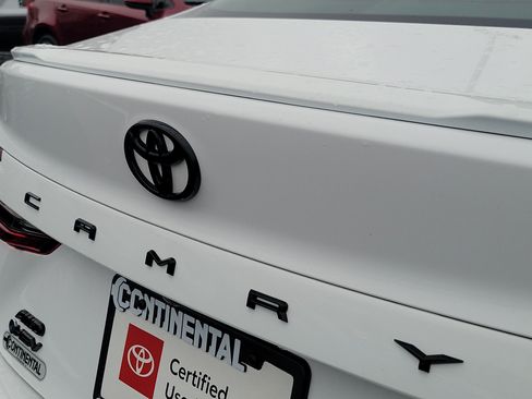 Certified 2025 Toyota Camry SE image 7